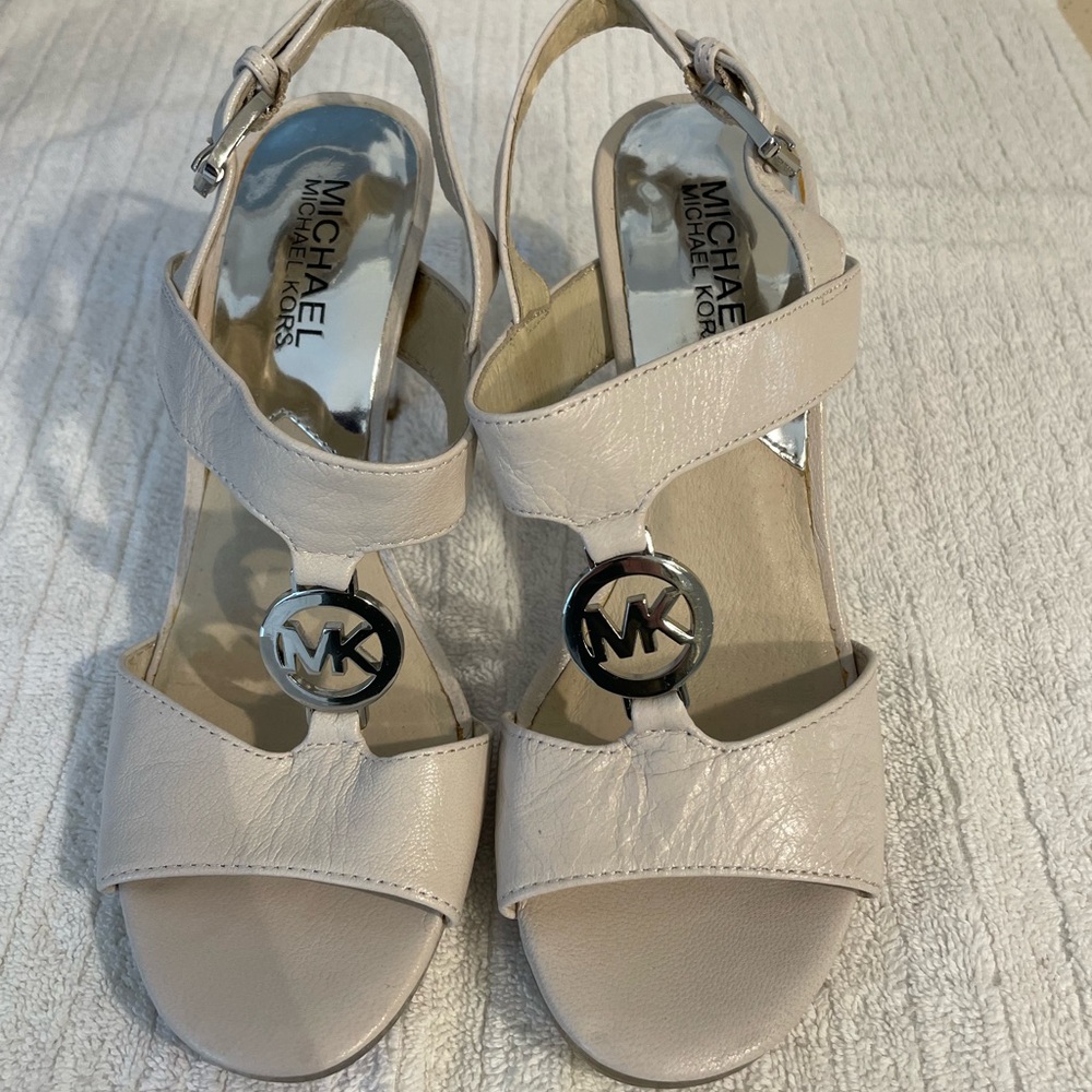 Michael Kors Open Toe Slingback Women’s 6M Shoes with Clear Heels
